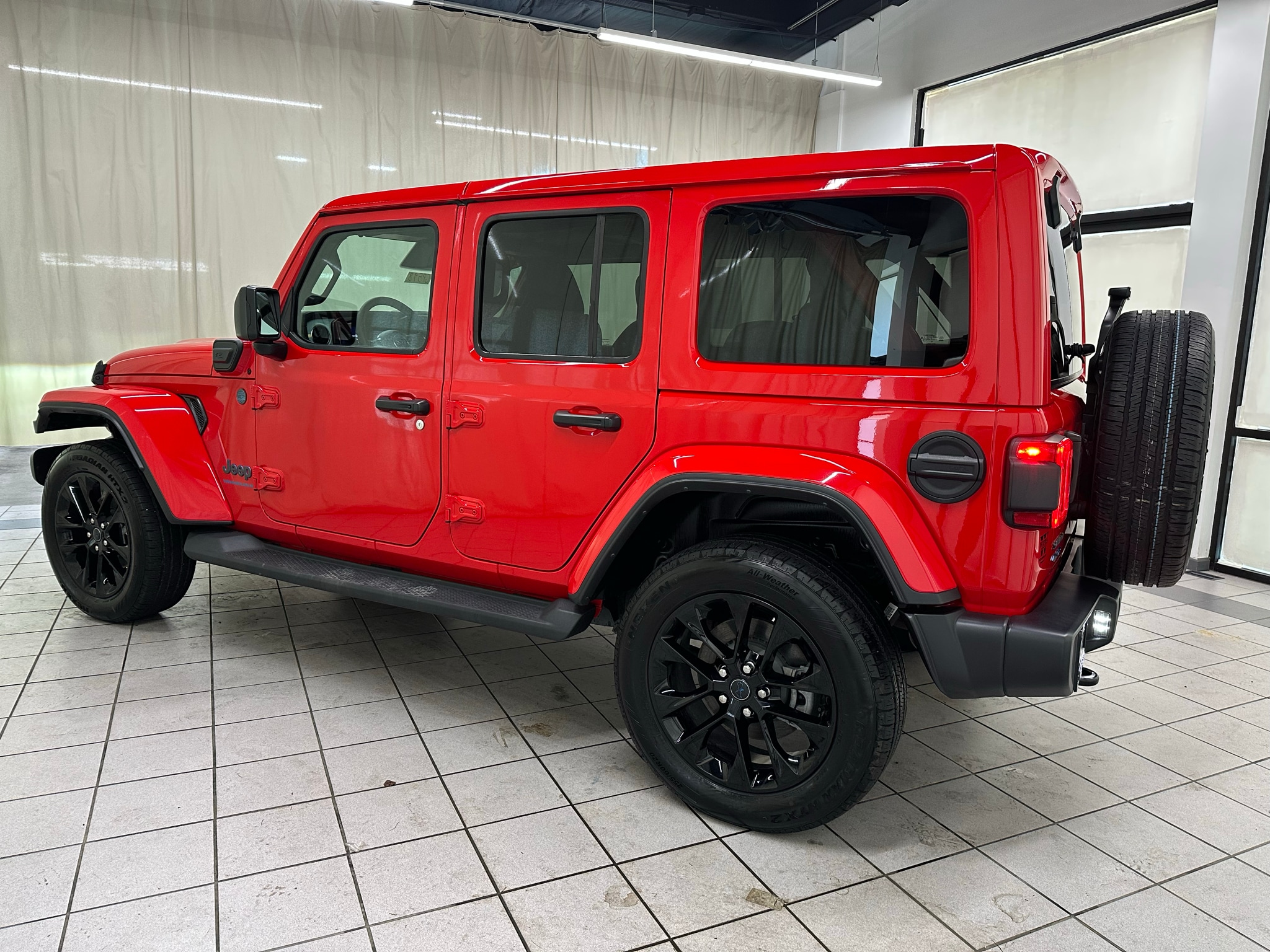 2025 Jeep Wrangler 4xe Sahara 4XE - Photo 6