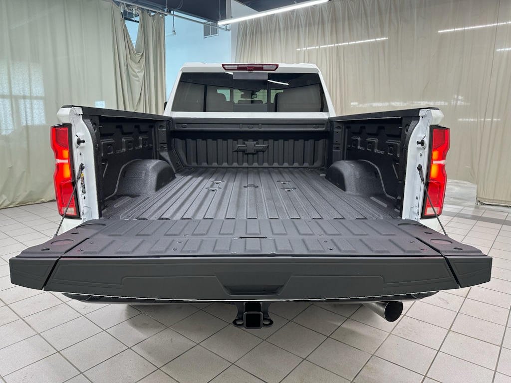 2026 Chevrolet Silverado 2500 HD LTZ - Photo 8