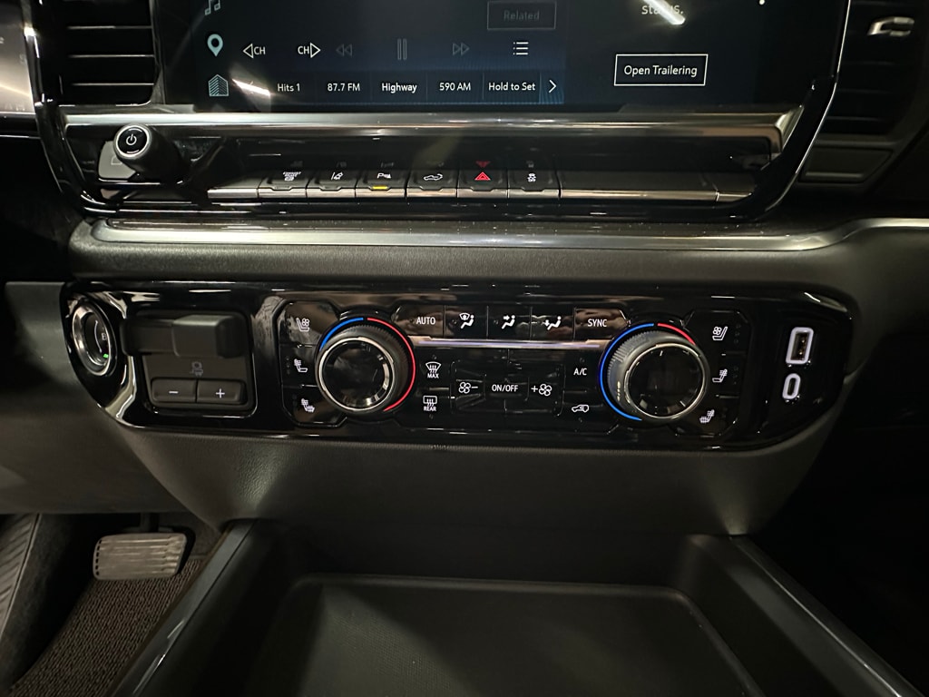 2024 Chevrolet Silverado 2500HD High Country - Photo 30