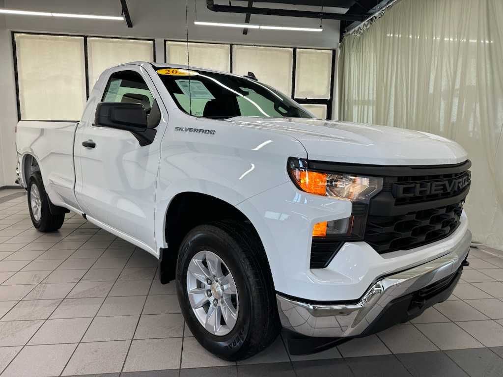Used 2025 Chevrolet Silverado 1500 WT Truck Regular Cab