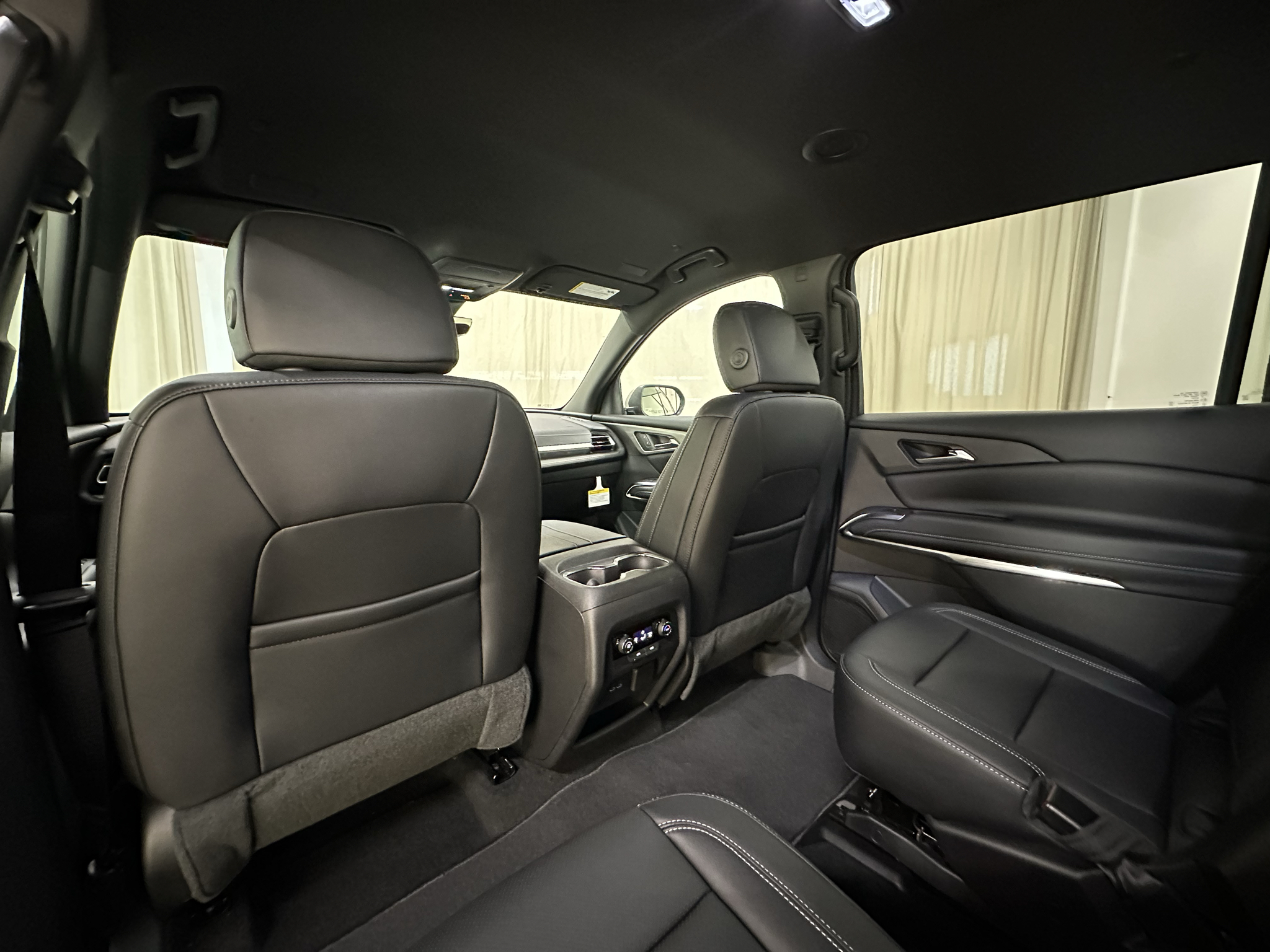 2027 Chevrolet Traverse LT - Photo 22