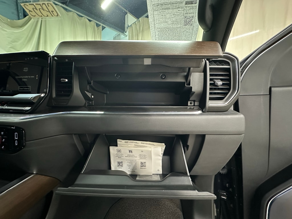 2024 Chevrolet Silverado 2500HD High Country - Photo 17