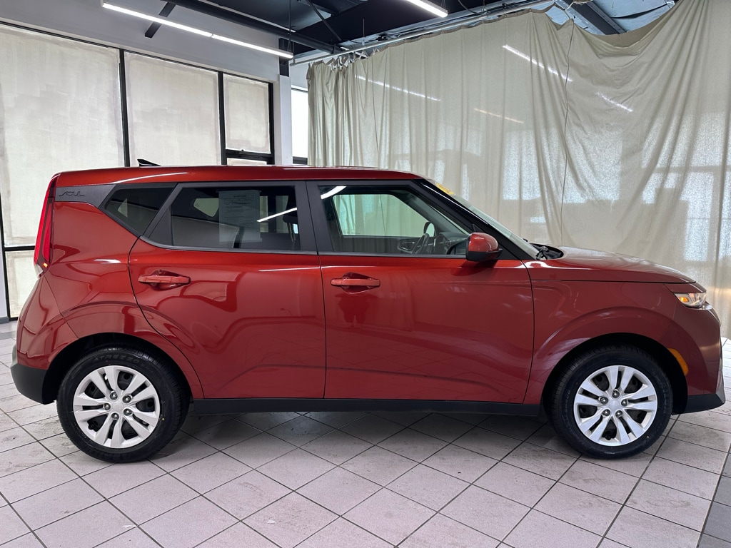 Used 2022 Kia Soul LX Hatchback