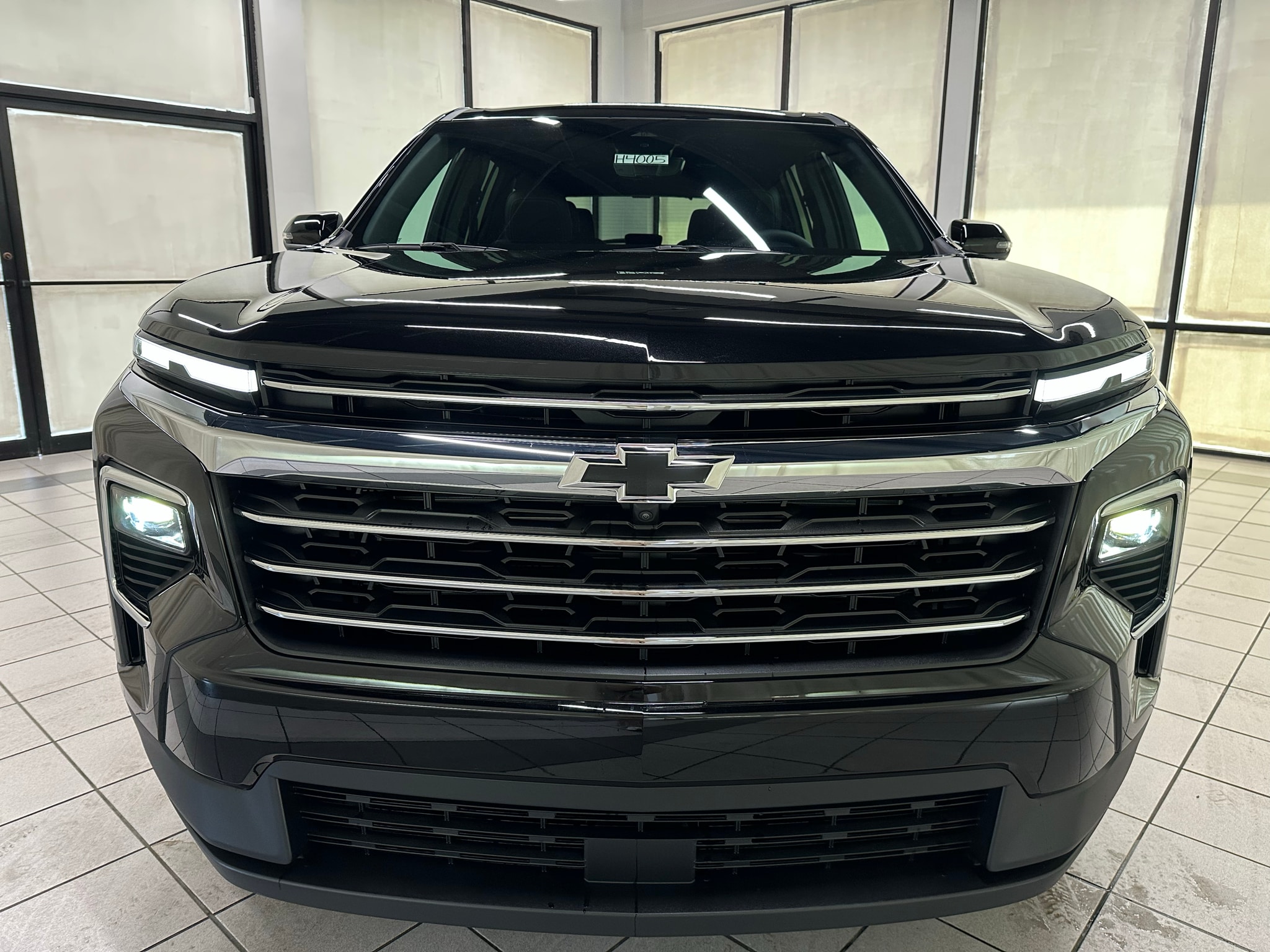 2027 Chevrolet Traverse LT - Photo 13