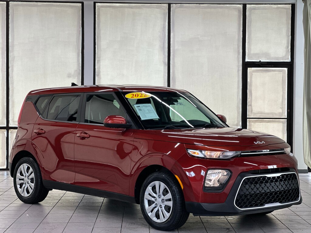 Used 2022 Kia Soul LX Hatchback