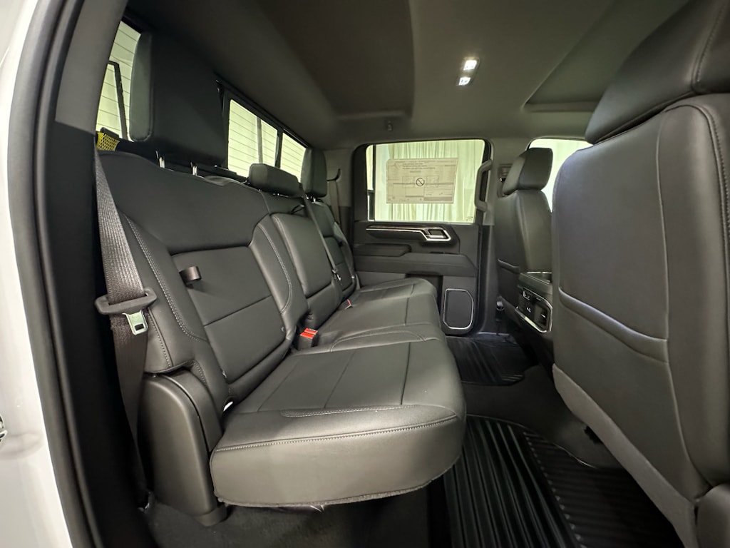 2026 Chevrolet Silverado 2500 HD LTZ - Photo 19
