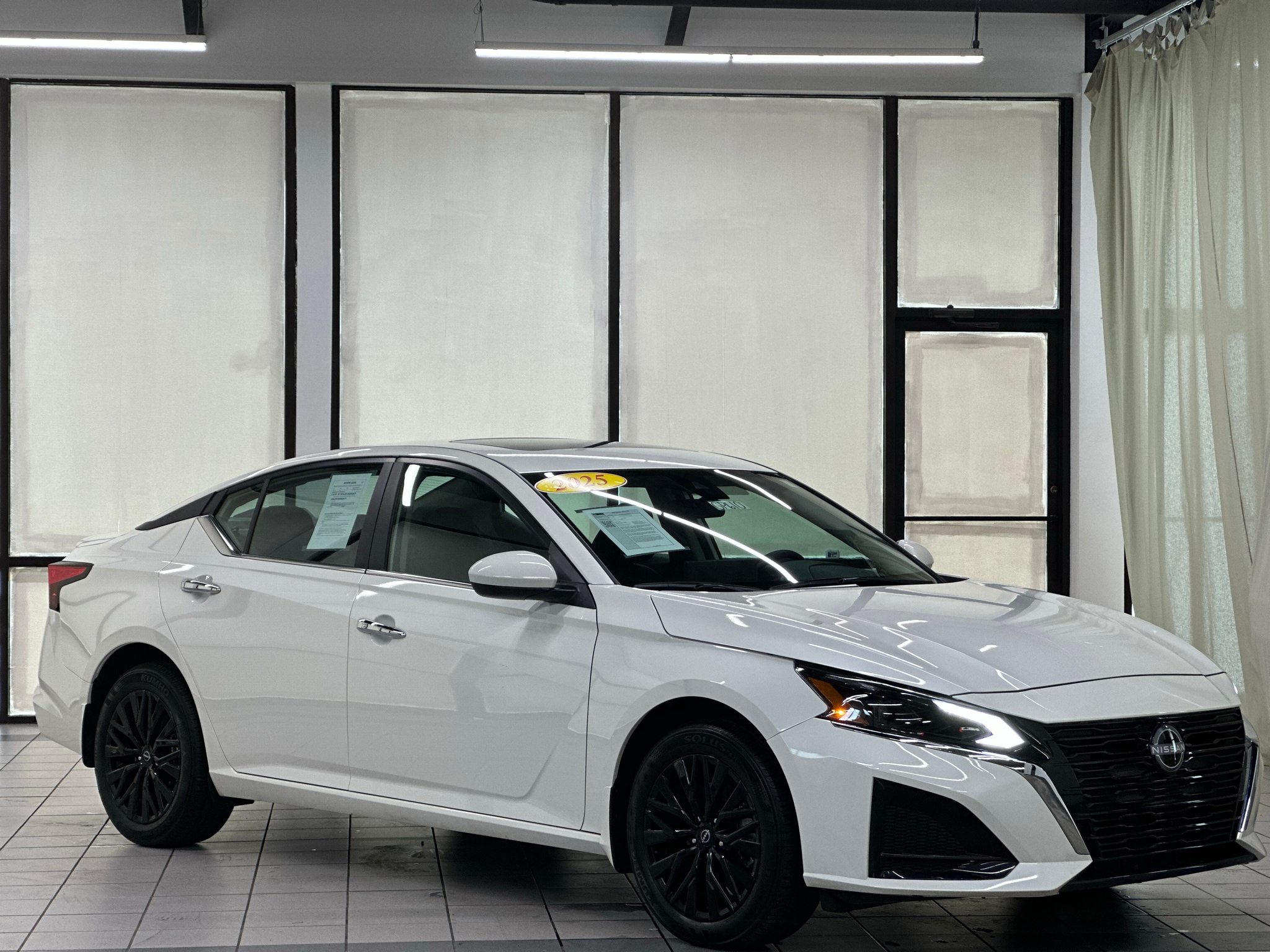 2025 Nissan Altima SV