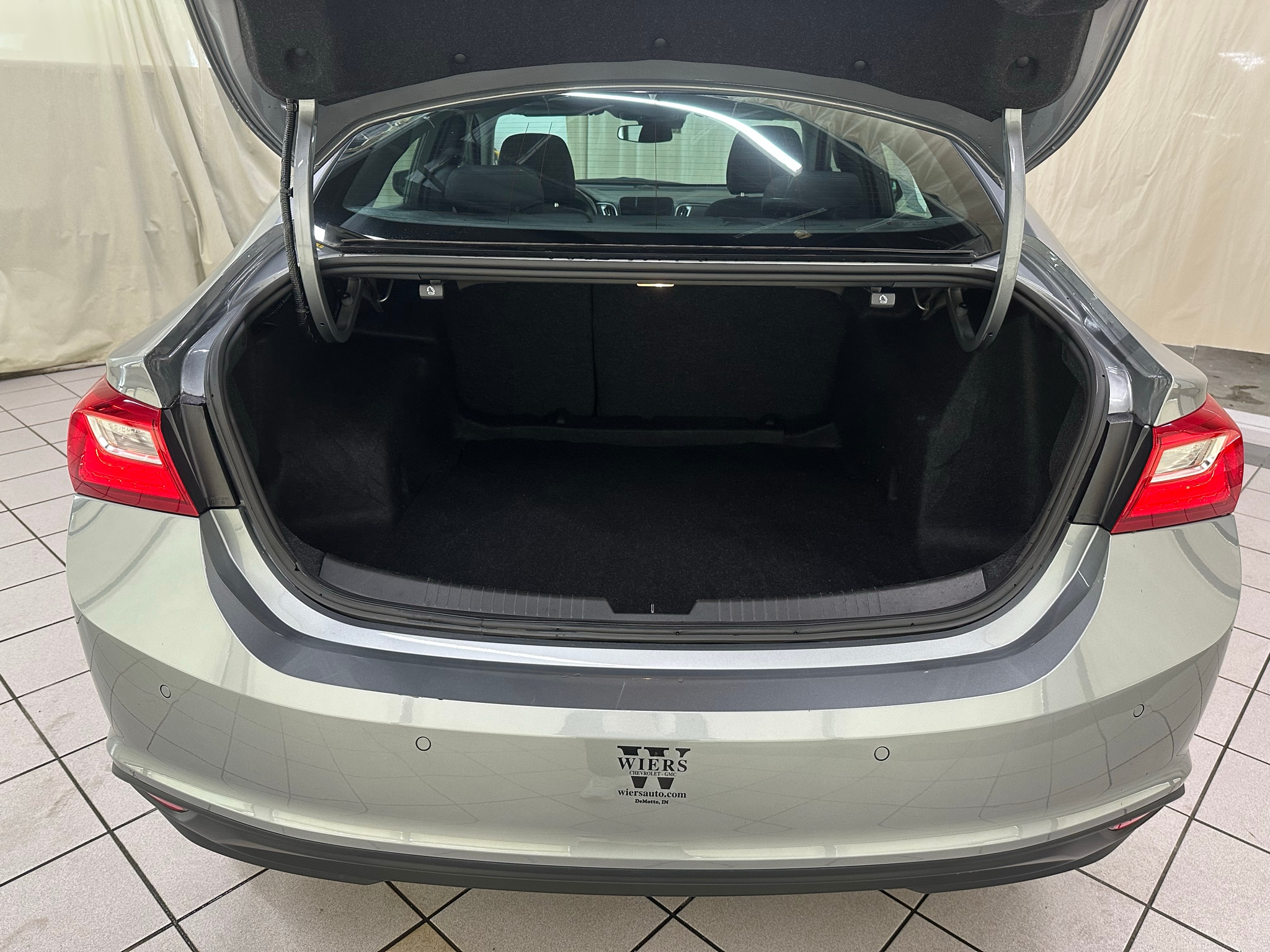 2025 Chevrolet Malibu 1LT - Photo 8