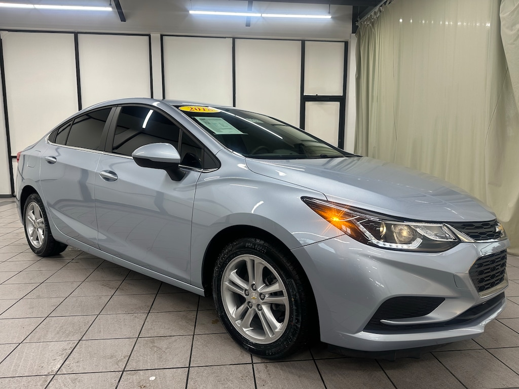 Used 2018 Chevrolet Cruze LT Sedan