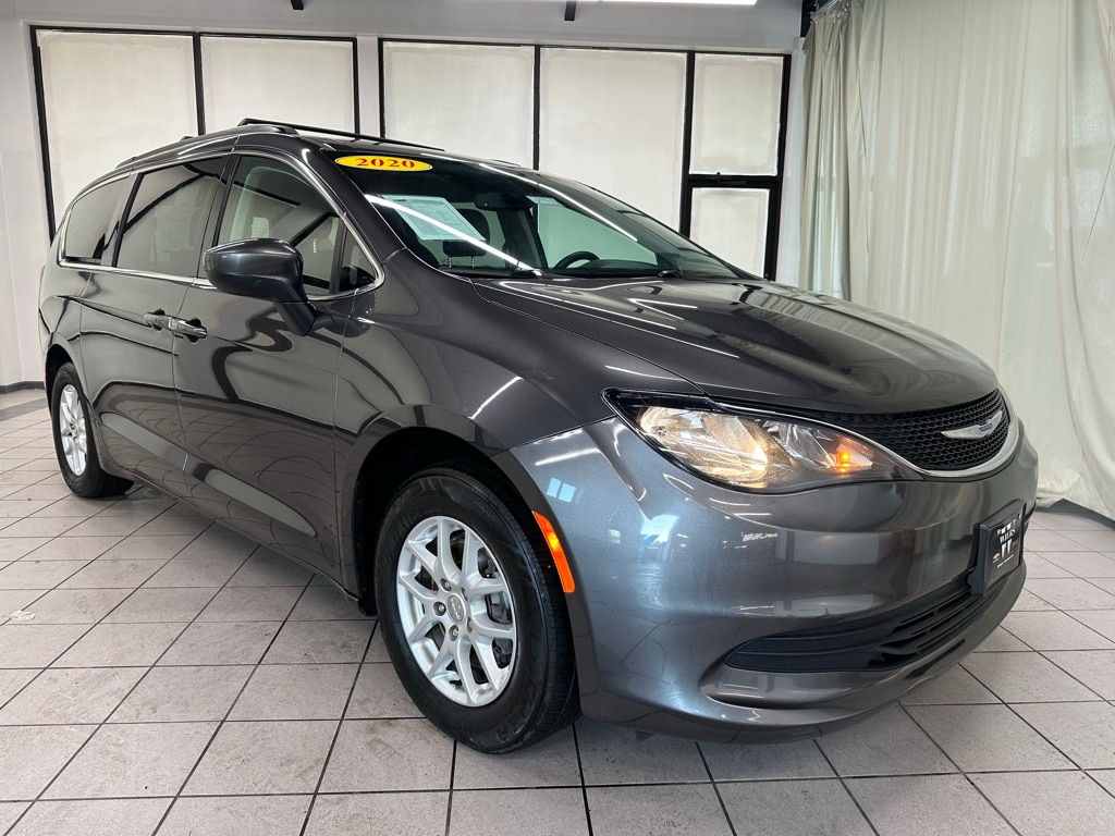 Used 2020 Chrysler Voyager LXI with VIN 2C4RC1DG1LR265581 for sale in De Motte, IN