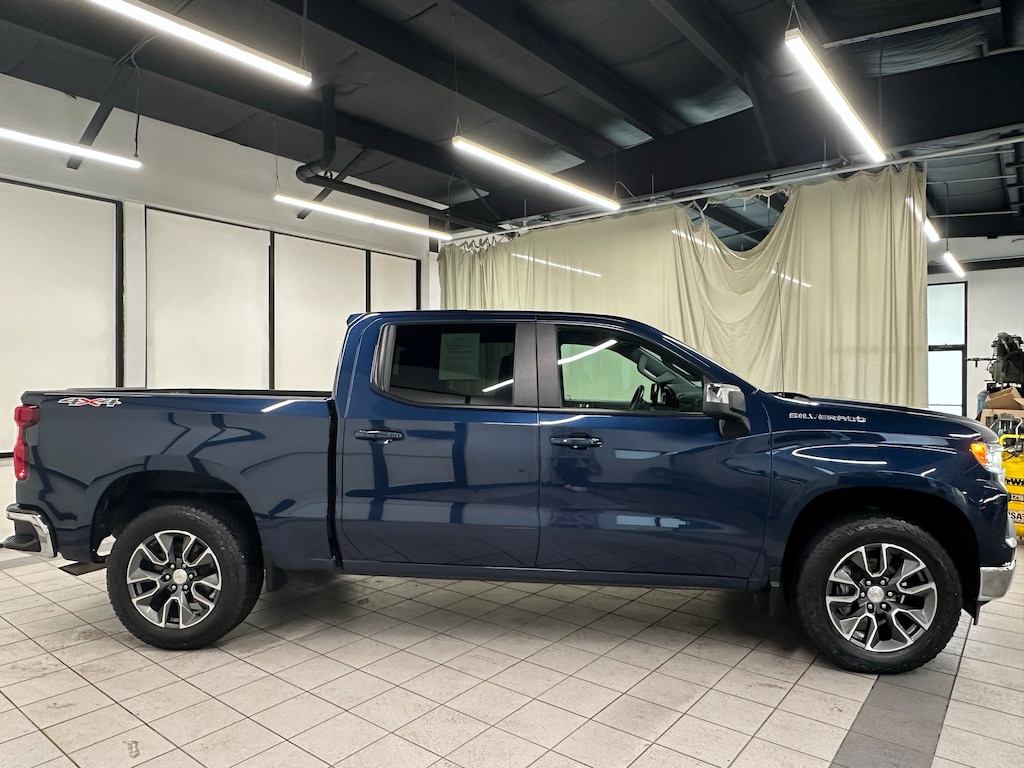 Used 2023 Chevrolet Silverado 1500 LT Truck Crew Cab