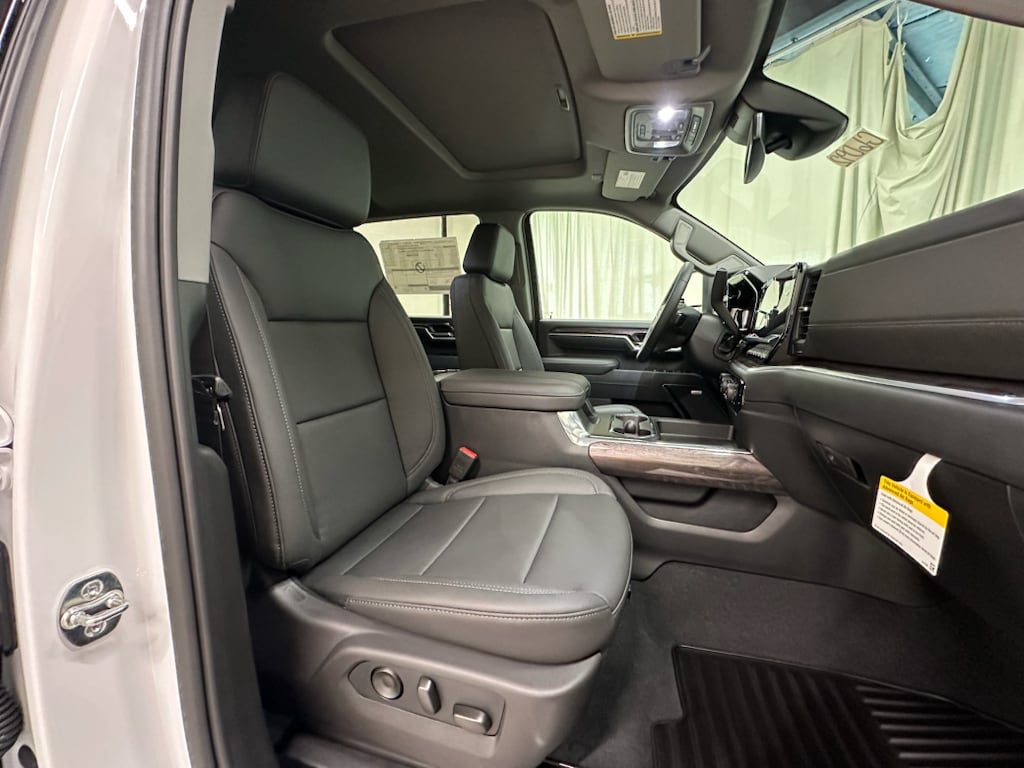 2026 Chevrolet Silverado 2500 HD LTZ - Photo 17