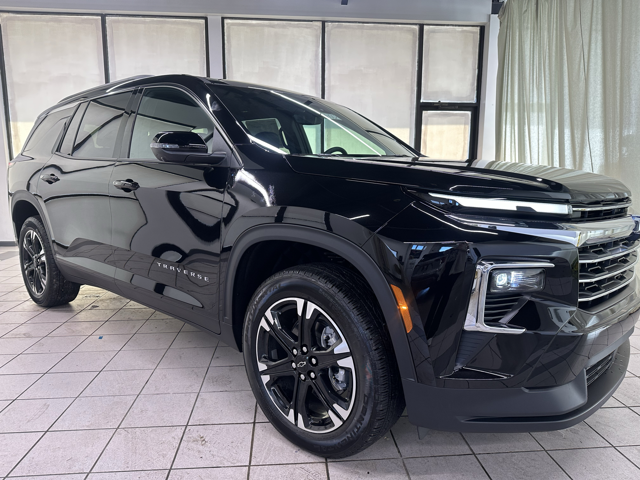 New 2027 Chevrolet Traverse LT SUV