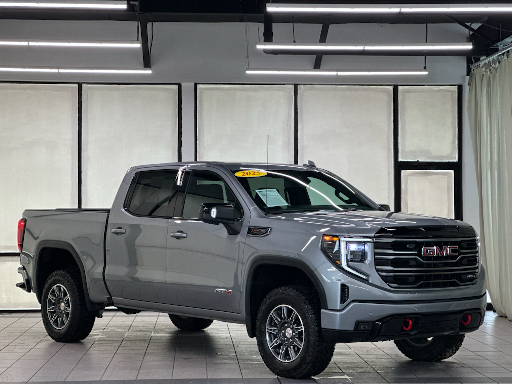 2025 GMC Sierra 1500 AT4