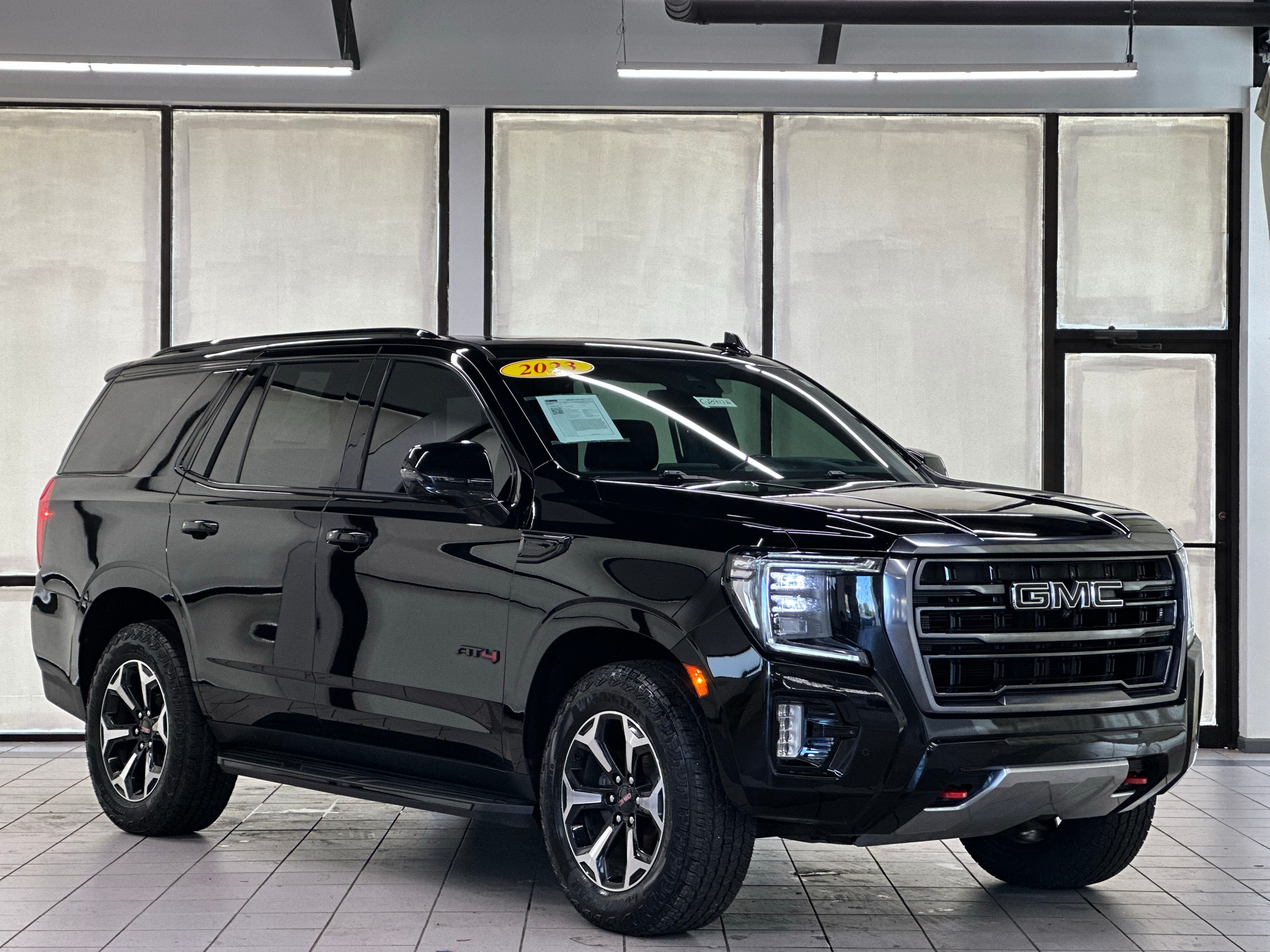 2023 GMC Yukon AT4