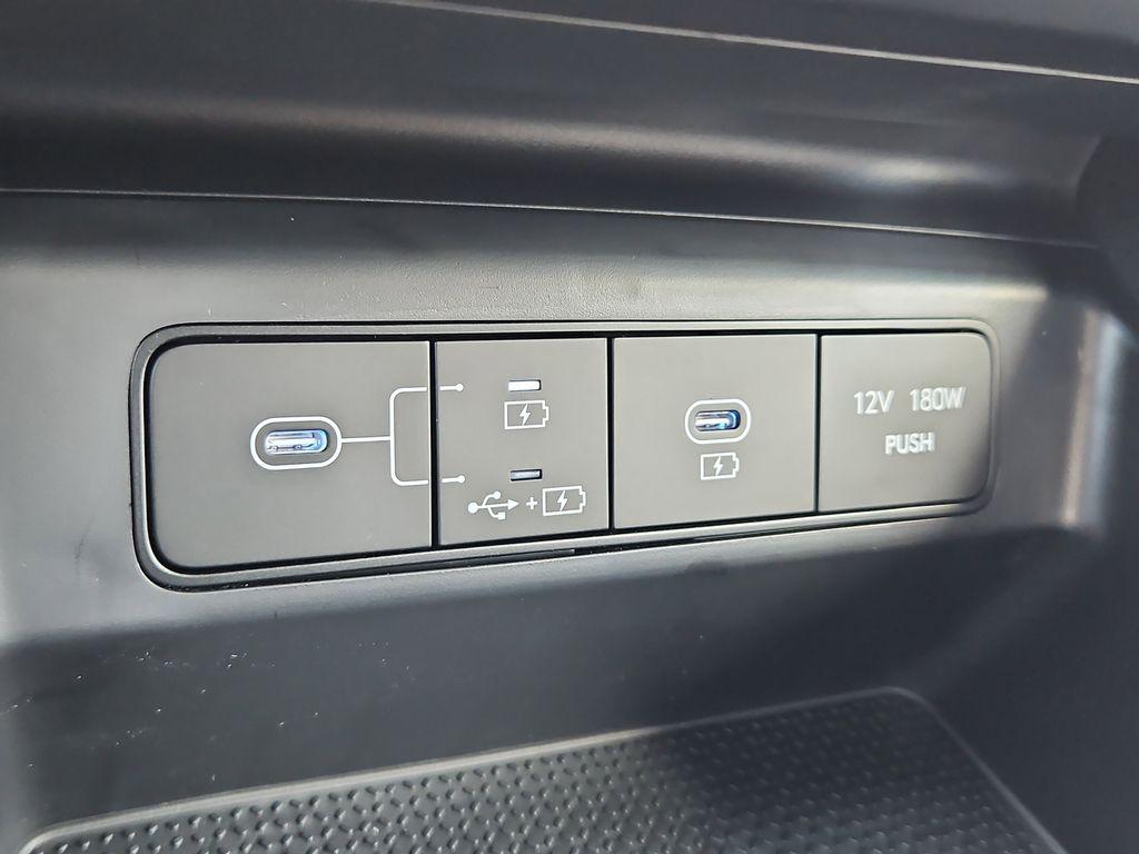 2026 Hyundai Santa Cruz SE - Photo 18