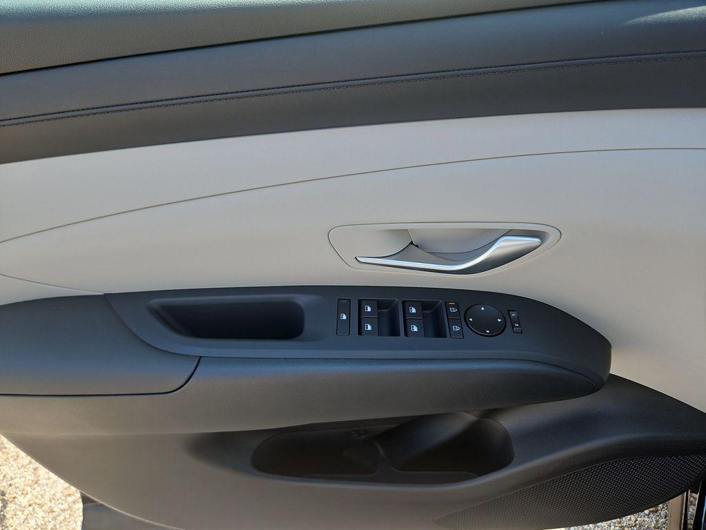 2026 Hyundai Tucson SEL - Photo 11