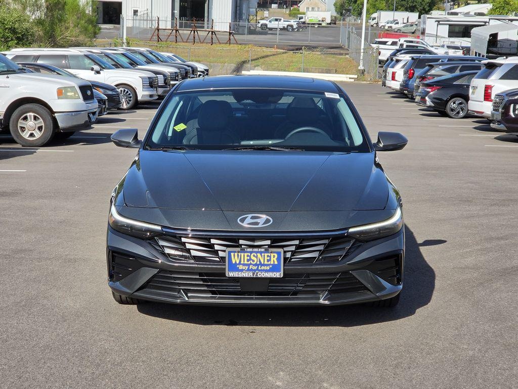 New 2026 Hyundai Elantra Limited Sedan