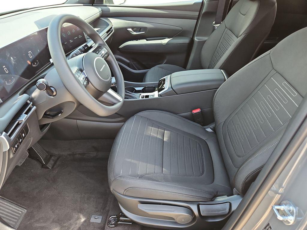 2026 Hyundai Santa Cruz SE - Photo 9