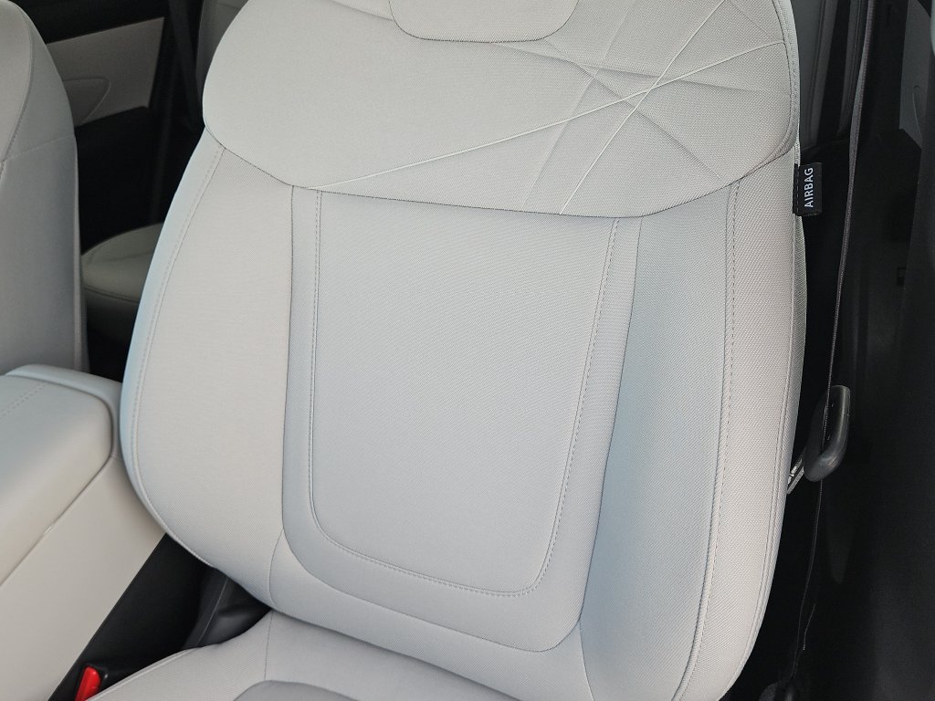 2025 Hyundai Tucson SEL - Photo 13