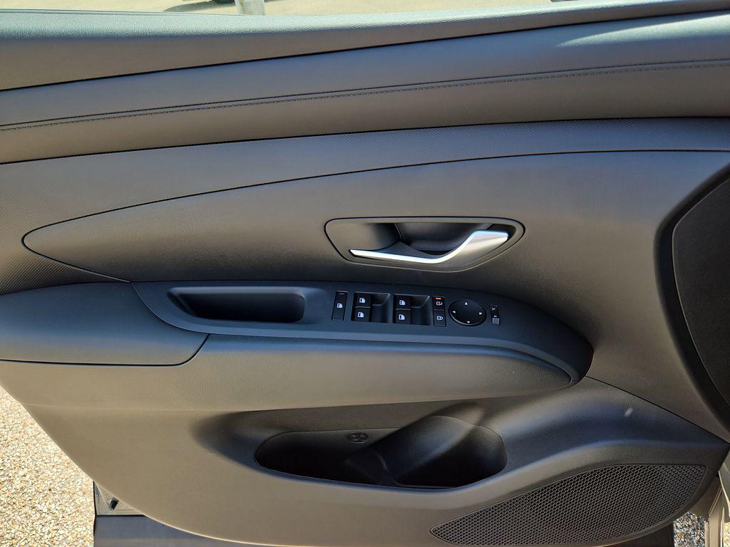 2026 Hyundai Santa Cruz SE - Photo 10