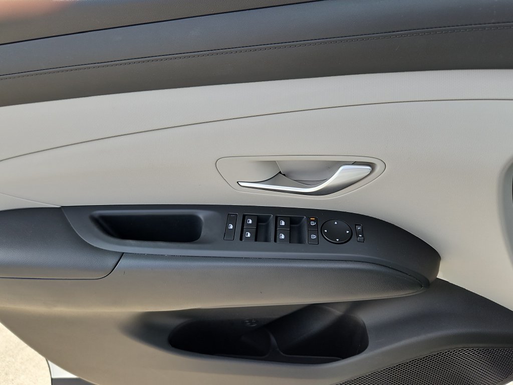 2025 Hyundai Tucson SEL - Photo 12