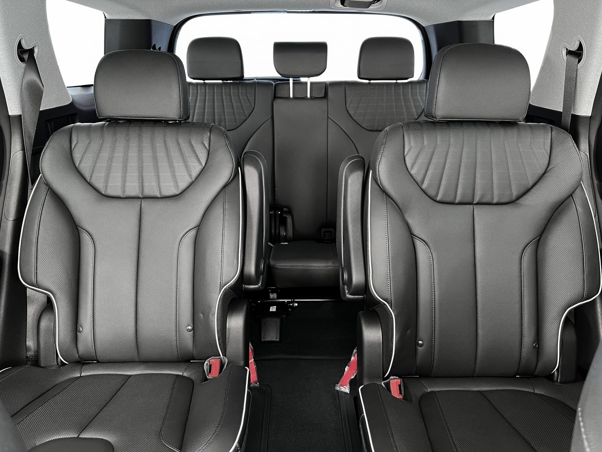 2024 Hyundai Palisade Limited - Photo 16