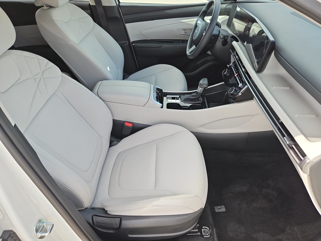 2025 Hyundai Tucson SEL - Photo 11