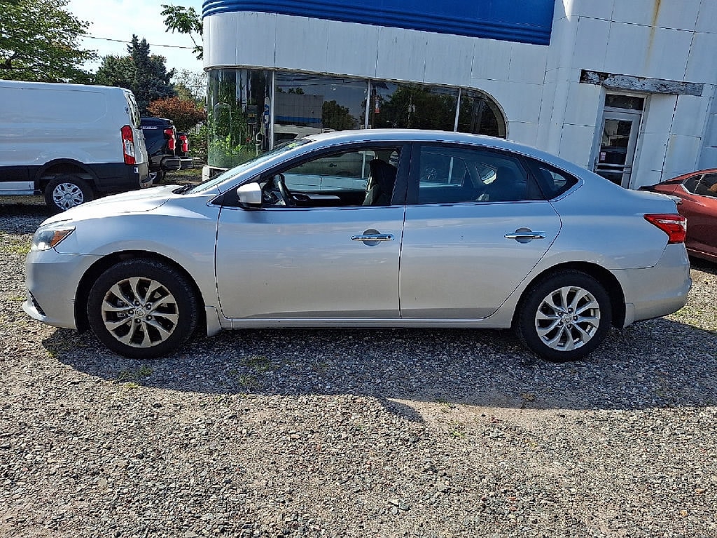 2017 Nissan Sentra S - Photo 4