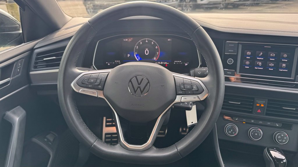 2024 Volkswagen Jetta Sport - Photo 12