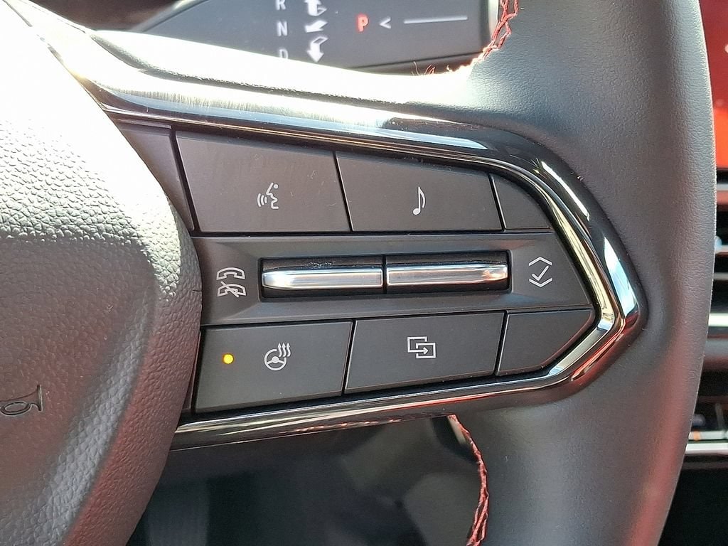 2025 Chevrolet Equinox EV RS - Photo 22