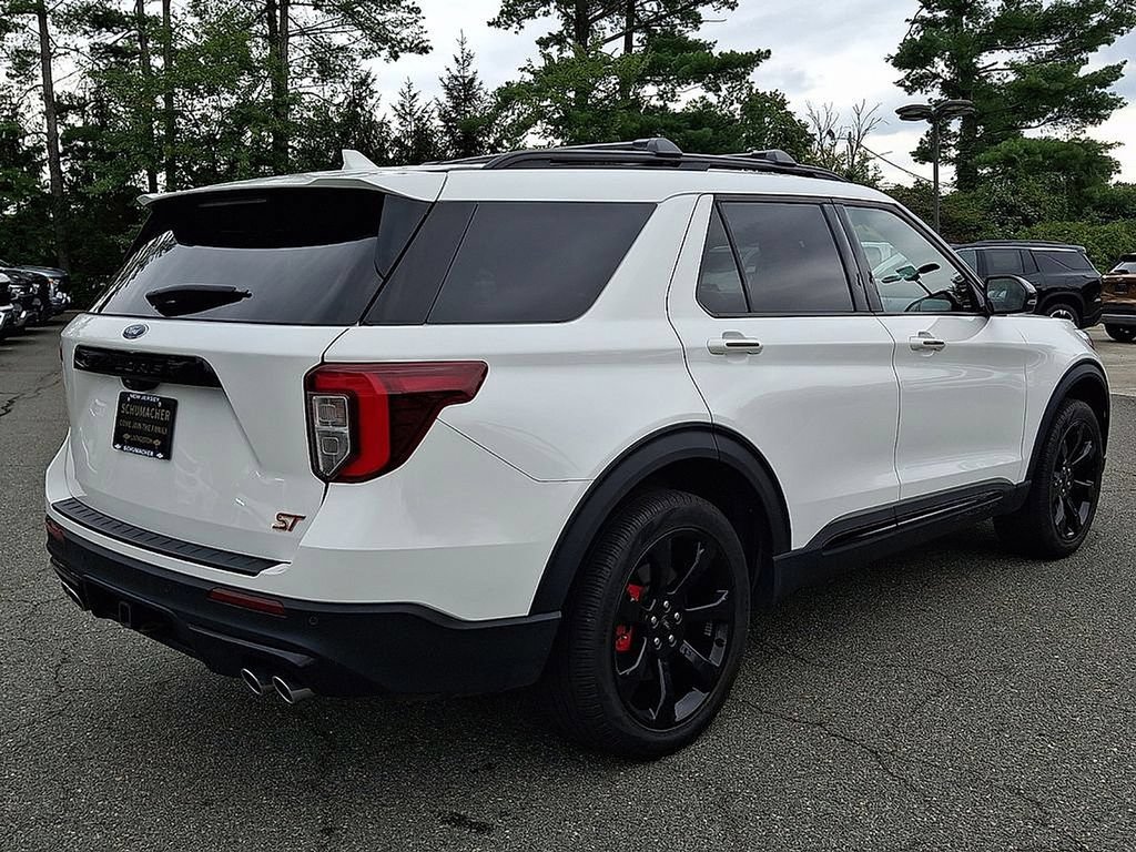 2024 Ford Explorer ST - Photo 6