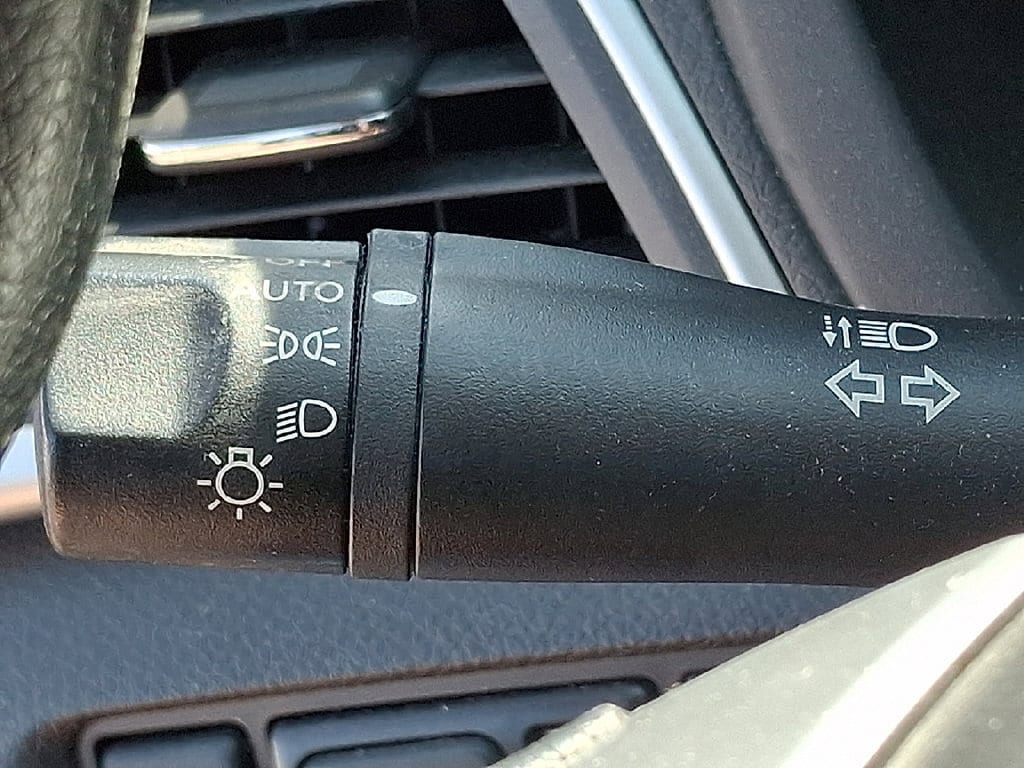 2017 Nissan Sentra S - Photo 25