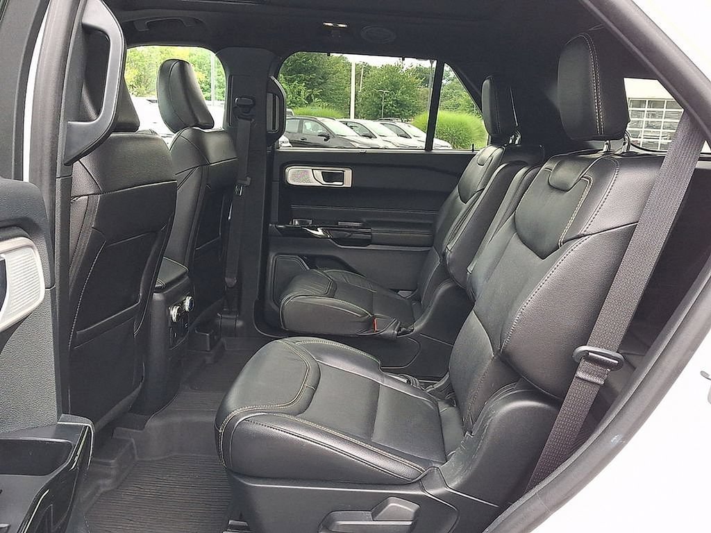 2024 Ford Explorer ST - Photo 10