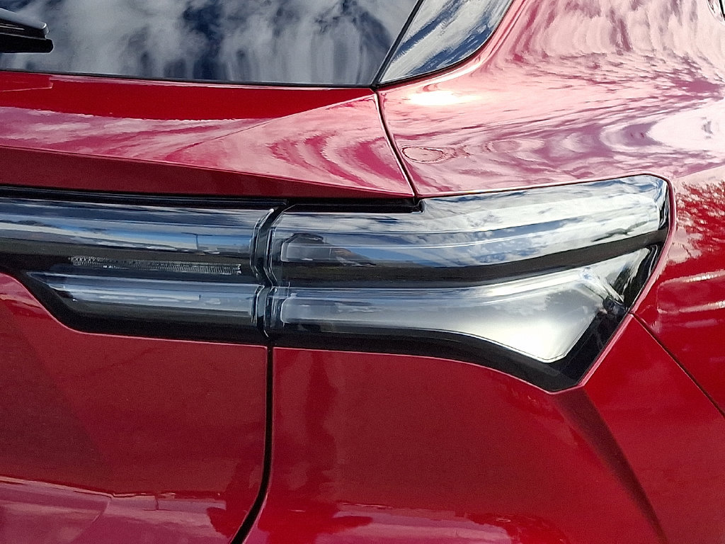 2025 Chevrolet Equinox EV RS - Photo 8