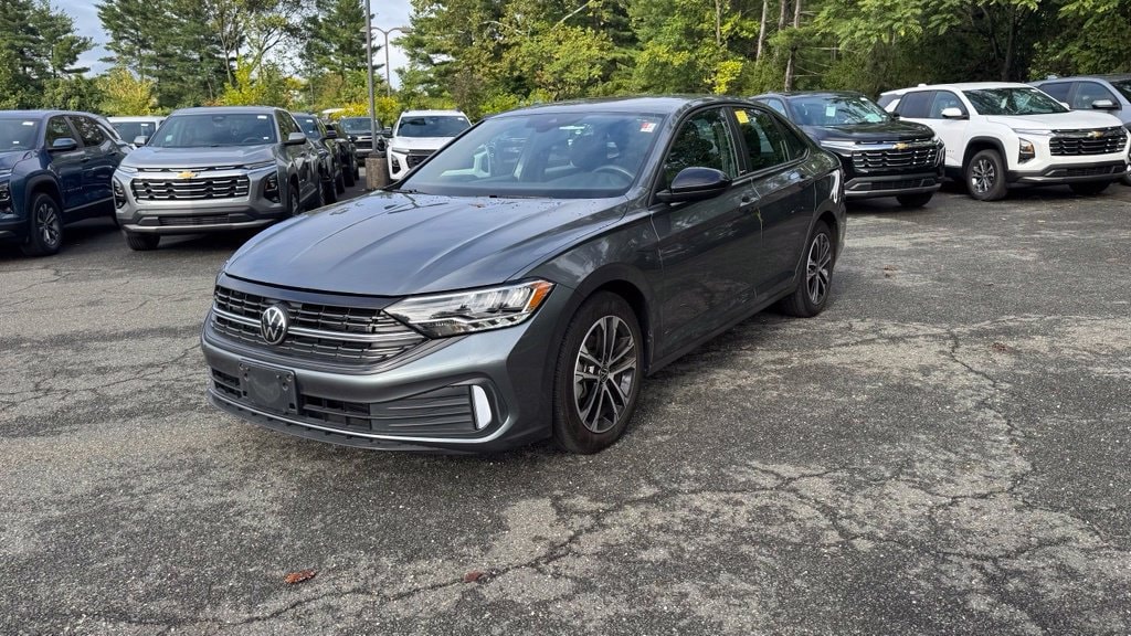 2024 Volkswagen Jetta Sport - Photo 3