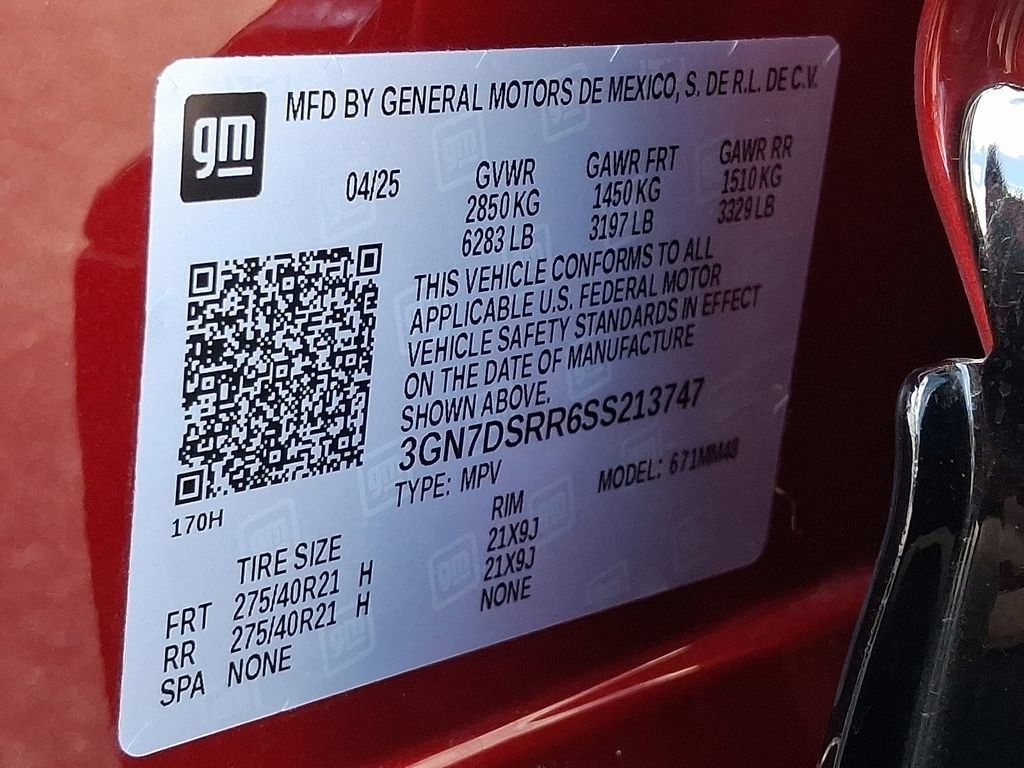 2025 Chevrolet Equinox EV RS - Photo 26