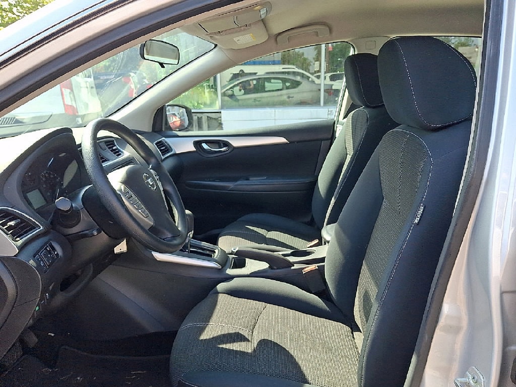 2017 Nissan Sentra S - Photo 12
