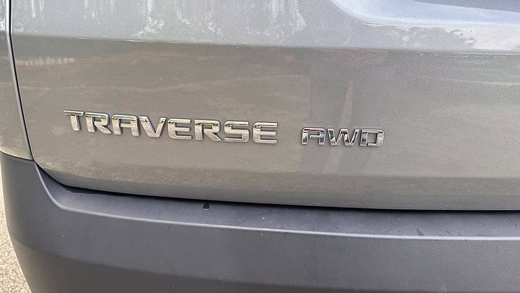 2023 Chevrolet Traverse 1LT - Photo 10