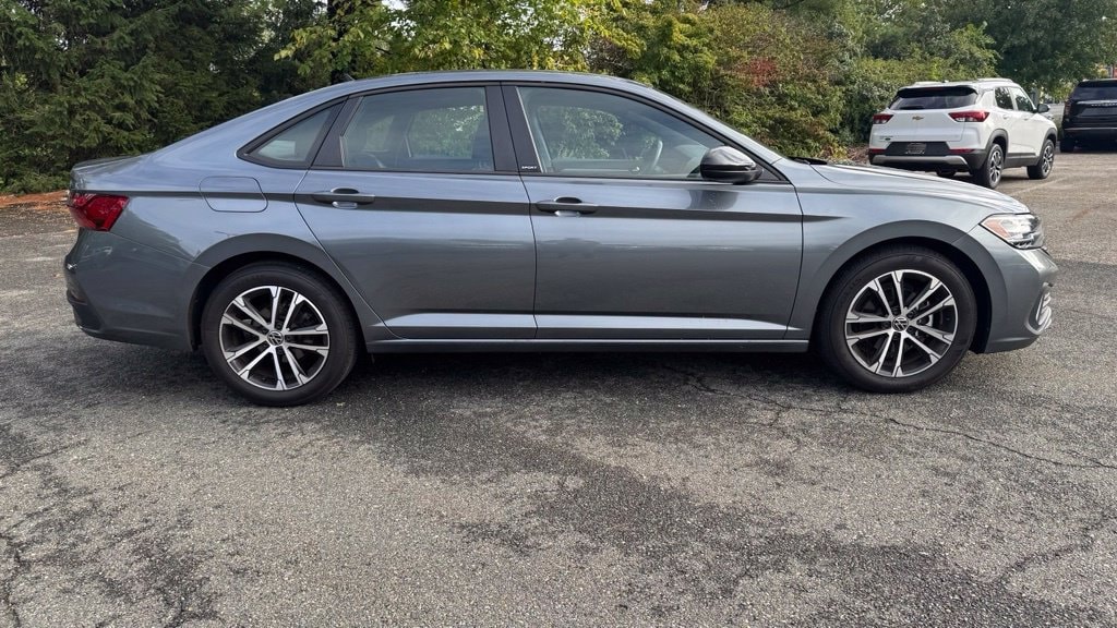 2024 Volkswagen Jetta Sport - Photo 6