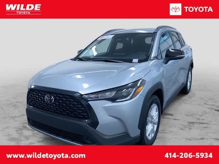Shop 2025 Toyota Corolla Cross LE Sport Utility For Sale Milwaukee, Wisconsin