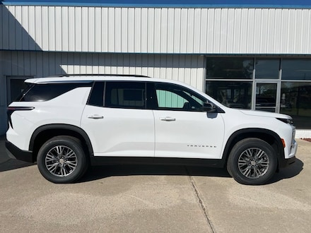 2025 Chevrolet Traverse LT SUV
