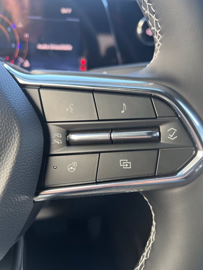 2025 Chevrolet Traverse LT - Photo 12