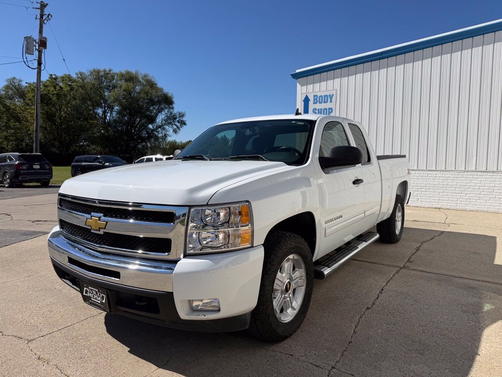 Used 2010 Chevrolet Silverado 1500 LT Truck