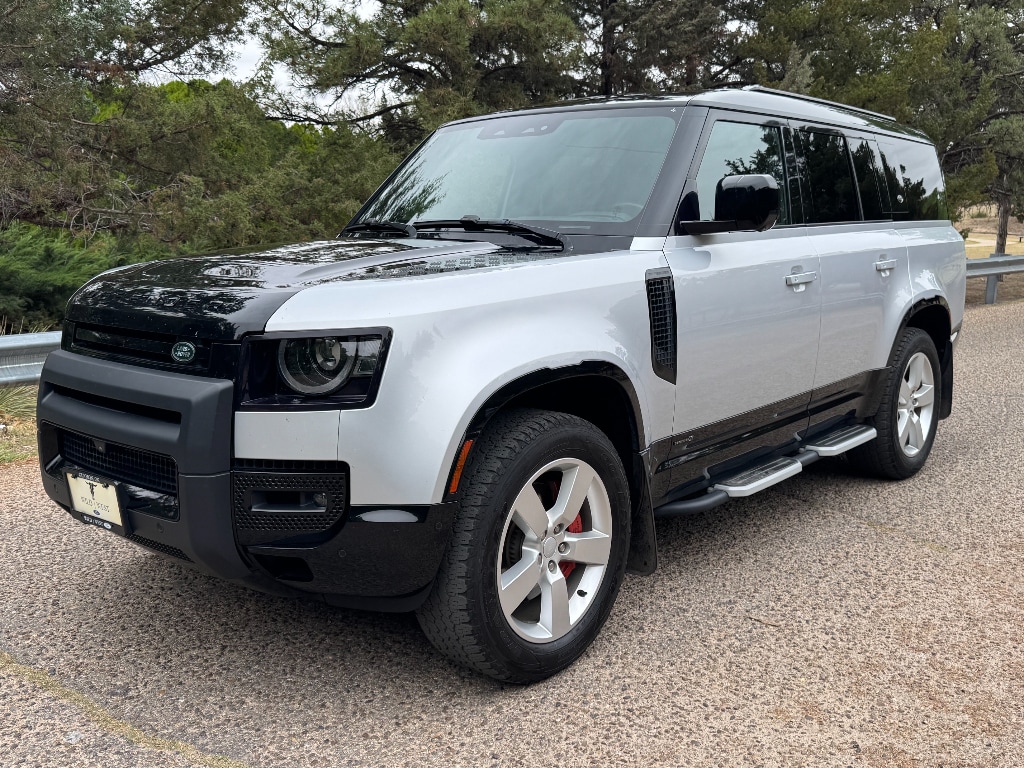 2023 Land Rover Defender