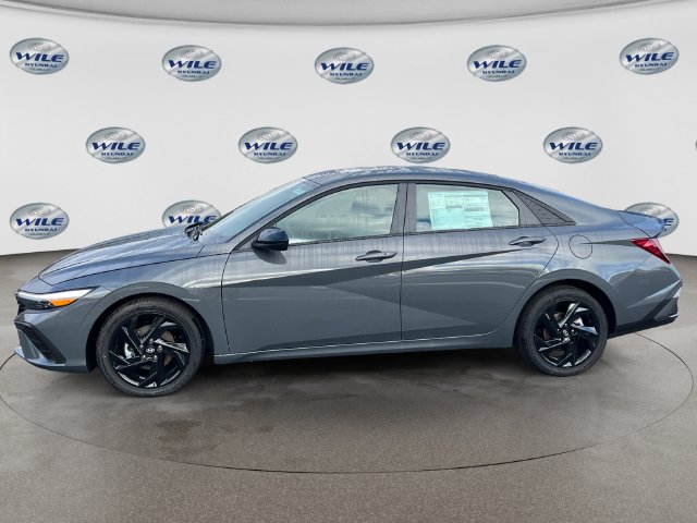 New 2026 Hyundai Elantra SEL Sport Sedan