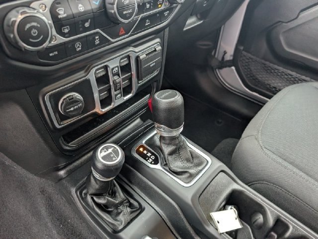 2022 Jeep Gladiator Sport S - Photo 24