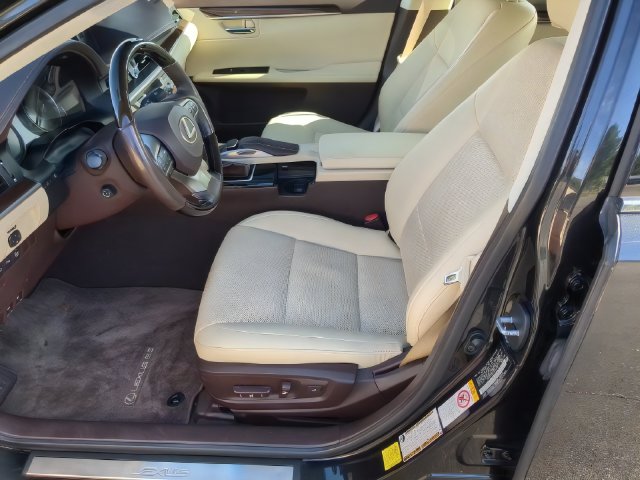 2018 Lexus ES 350 - Photo 17