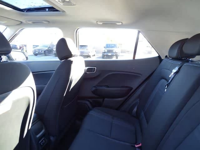 2026 Hyundai Venue SEL - Photo 9