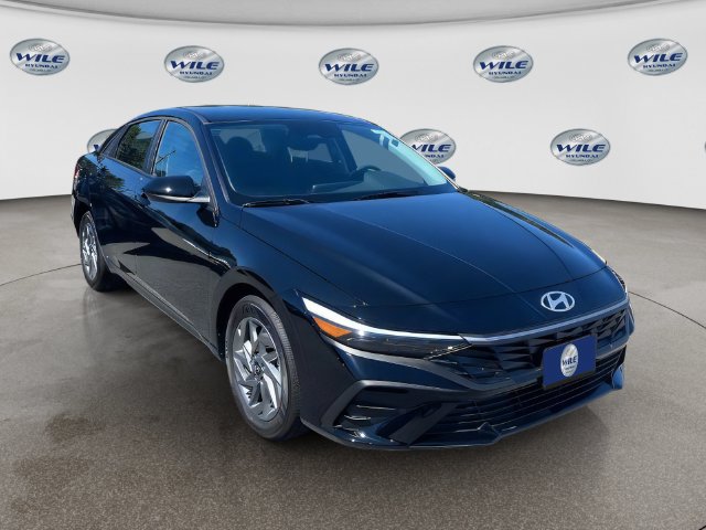 2026 Hyundai Elantra Hybrid Sedan 